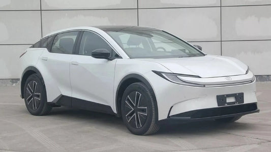 Toyota se une a la fiebre de los eléctricos con el bZ3C, un crossover desarrollado en conjunto con BYD y FAW