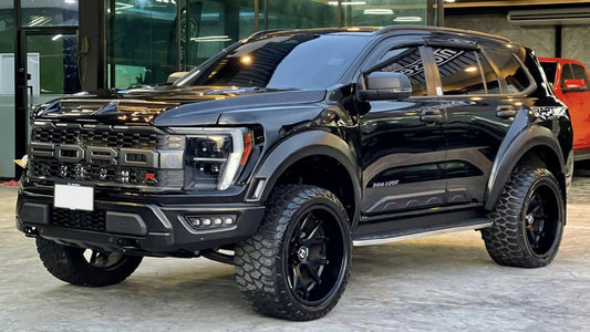 Fusionaron un Ford Everest con una F-150 Raptor