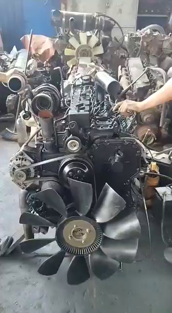 Motor Turbo Diesel Cummins 6CT Chino